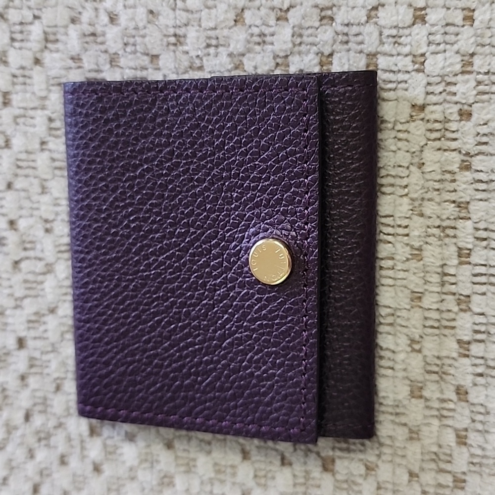 Louis Vuitton Ear Bud/Jewlery Holder